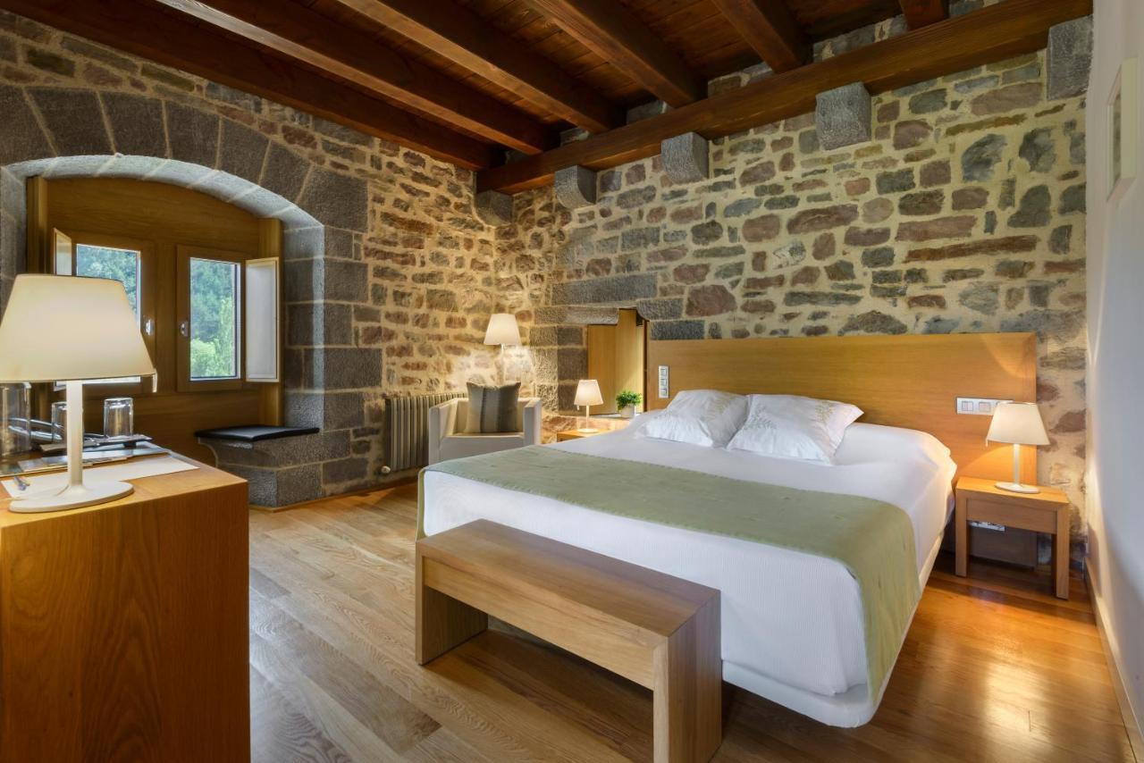 Hotel Rural Torre De Uriz Exteriör bild